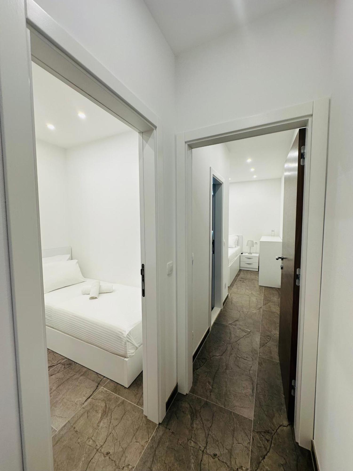 Vila Zrina - Apartmani Trogir Exterior photo